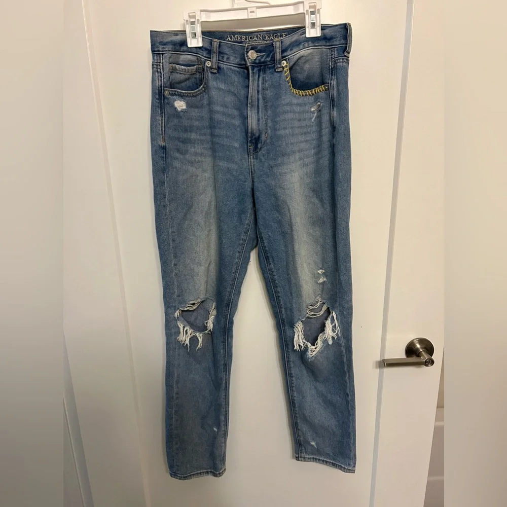 American Eagle University of Iowa Embroidered High-Waisted Jeans - Picture 2 of 14